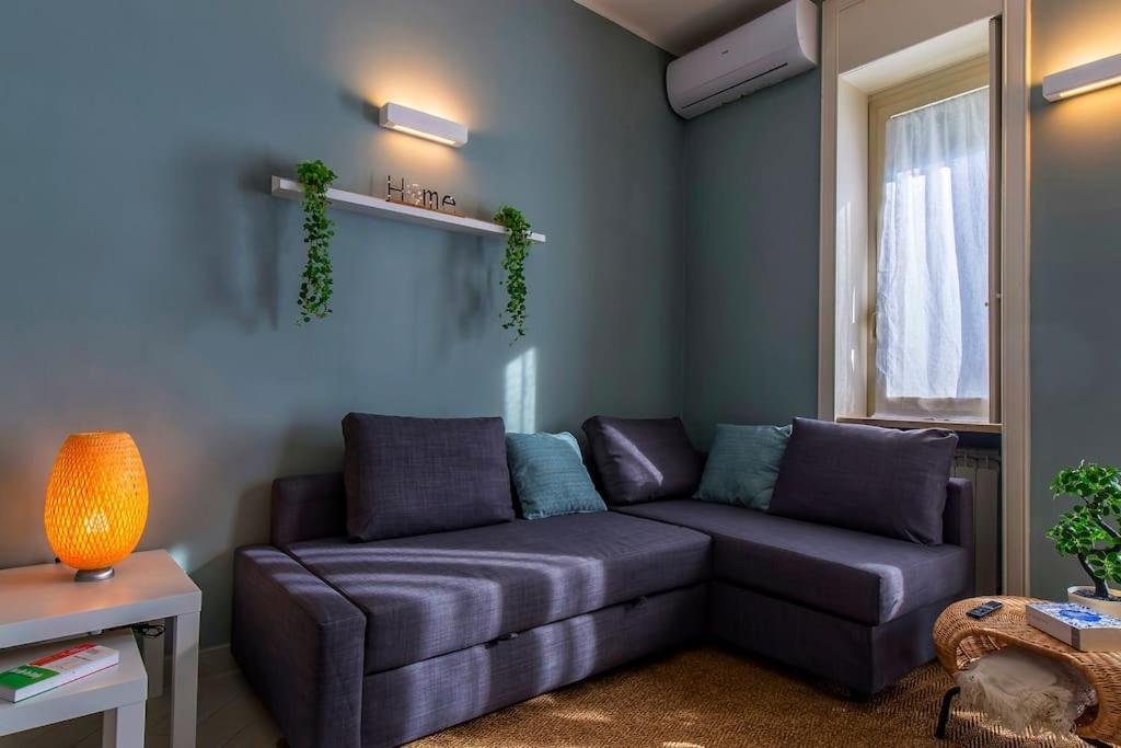 Charmy & Cozy Panoramic Flat 50M From M4 Stop Milan Bagian luar foto