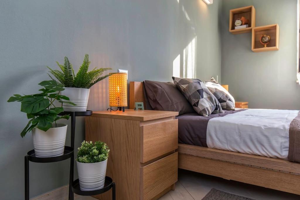 Charmy & Cozy Panoramic Flat 50M From M4 Stop Milan Bagian luar foto